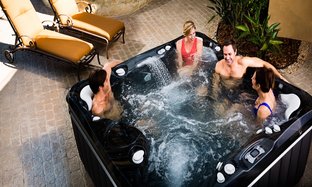 6 person hot tubs