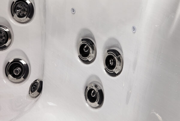 Wasatch Oasis Mid Size Tub